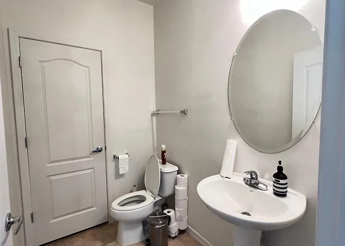 Habitación en casa particular Luxurious And Affordable5br