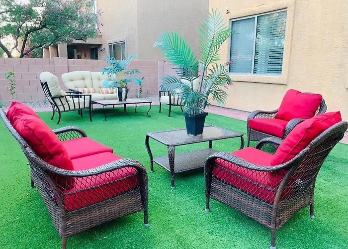 Luxurious And Affordable5br