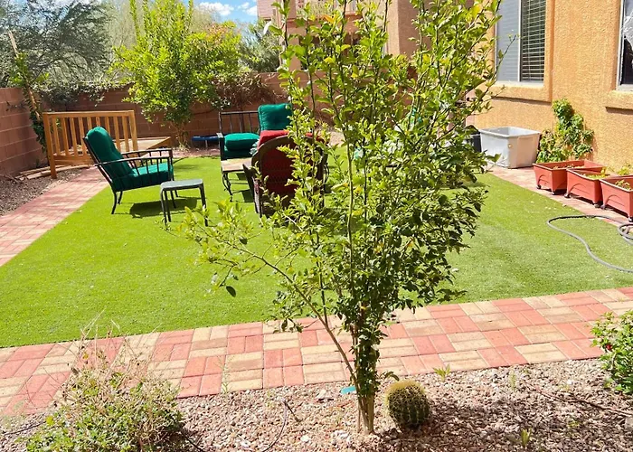Luxurious And Affordable5br * Tucson